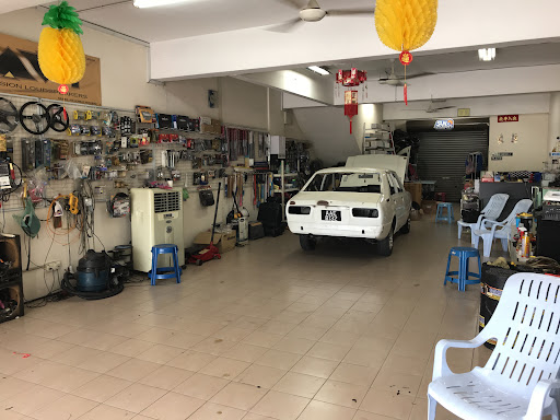Roland Car Auto Accessories
