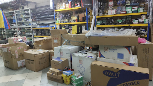 SOON HUAT CAR AIR COND AND ACCESSORIES