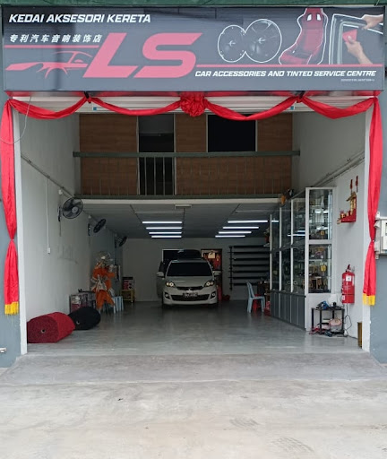LS CAR ACCESSORIES &TINTED SERVICE CENTRE